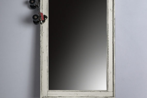 Elisa Mirror